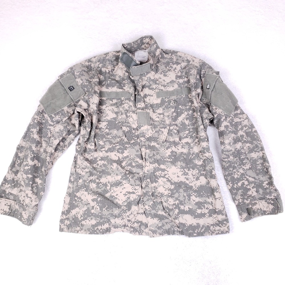 US Army FRACU Flame Resistant‎ ACU Jacket Medium Regular Military Tactical Coat